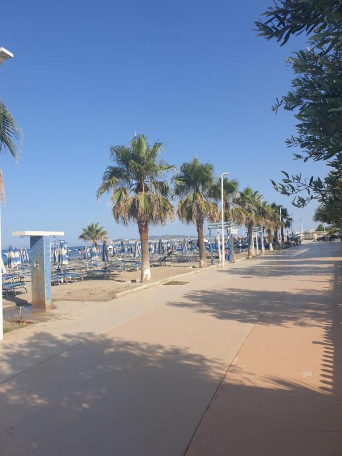 Relax Apartament Durres Exterior photo